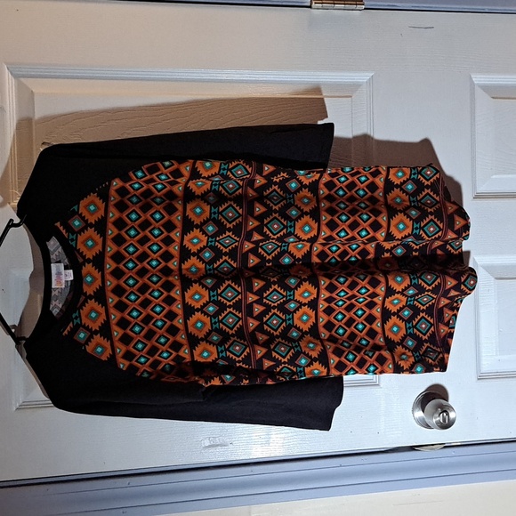 Lularoe Randy tee - Picture 1 of 3